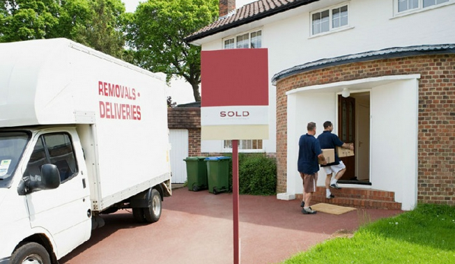 夢見搬家的征兆及其象征意義——以長途搬家為例